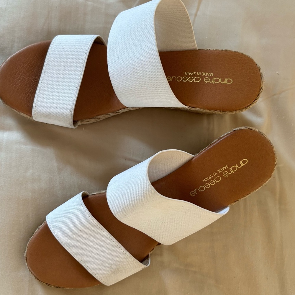 Andre Assous White Women's Sandals